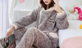 长耳兔能长多大 秘密BY吃肉的长耳兔